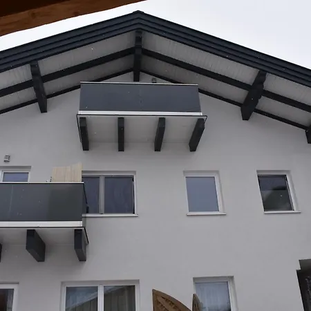 Apartament Sprung
